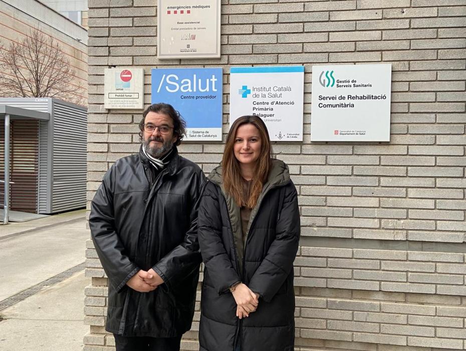 El Dr. Jesús Pujol i la Dra. Maria Malla professionals de medicina familiar i comunitària de l'EAP Balaguer i autors de l'article
